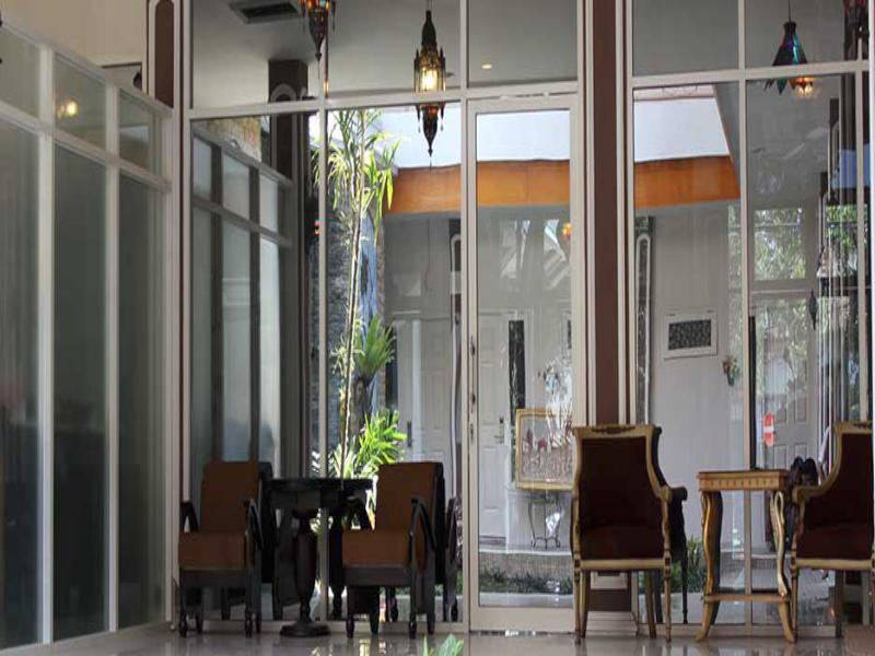Mojokerto Classic Homestay Exteriér fotografie