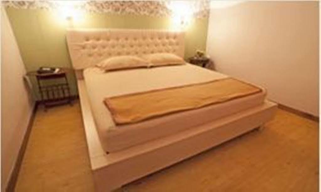 Mojokerto Classic Homestay Exteriér fotografie